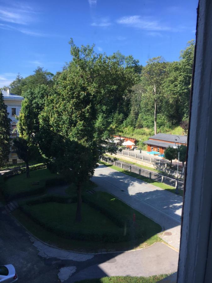 Stary Dom Zdrojowy Hotel Krynica Zdroj Ngoại thất bức ảnh