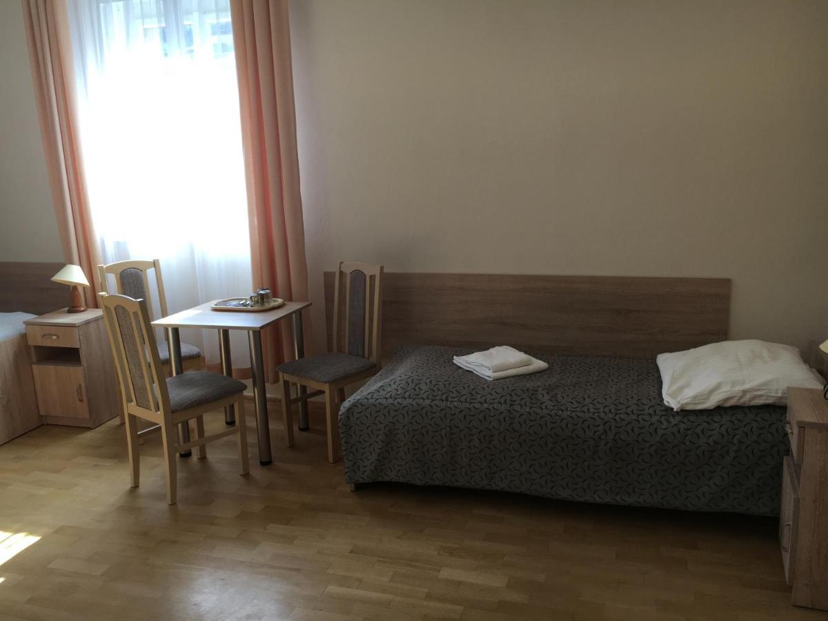 Stary Dom Zdrojowy Hotel Krynica Zdroj Ngoại thất bức ảnh