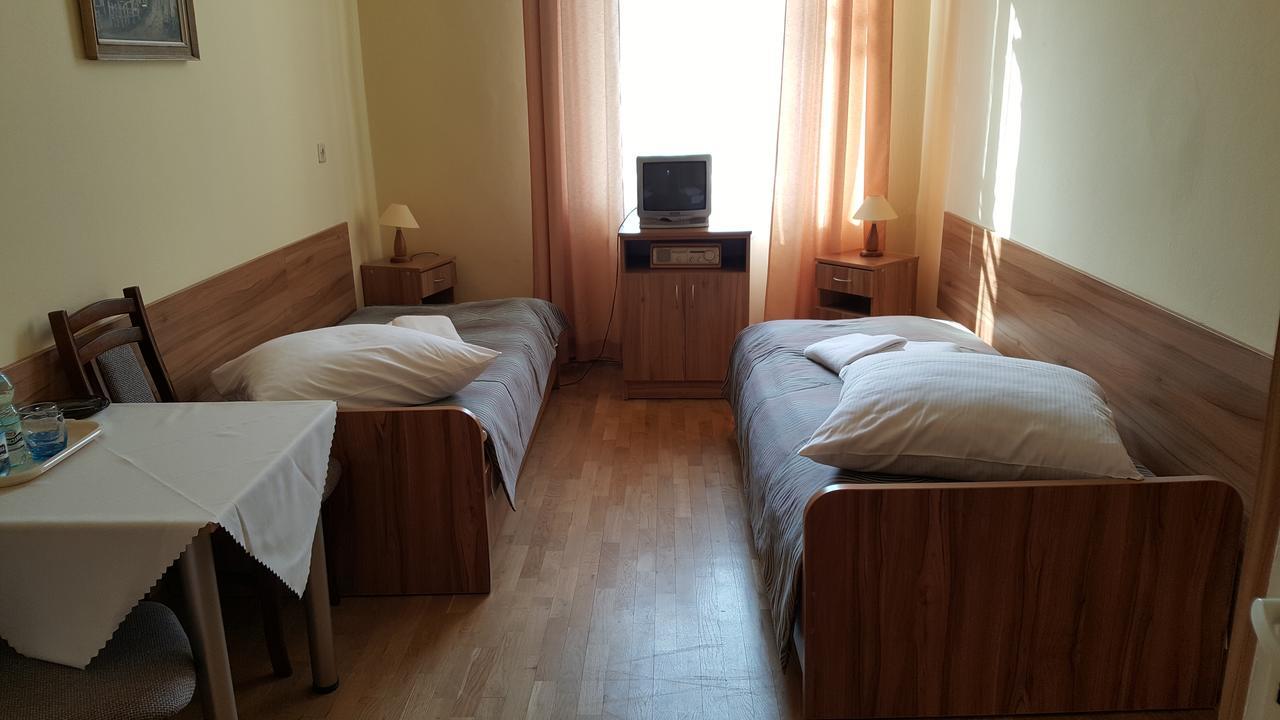 Stary Dom Zdrojowy Hotel Krynica Zdroj Ngoại thất bức ảnh