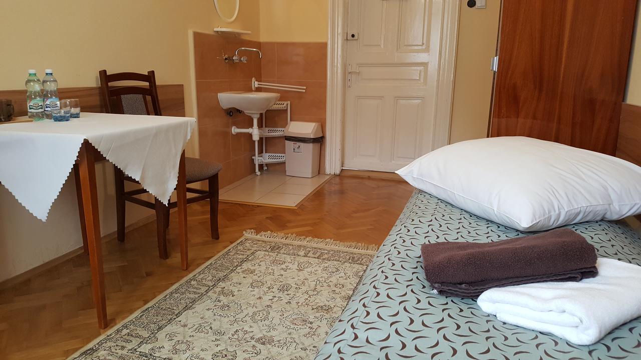 Stary Dom Zdrojowy Hotel Krynica Zdroj Ngoại thất bức ảnh