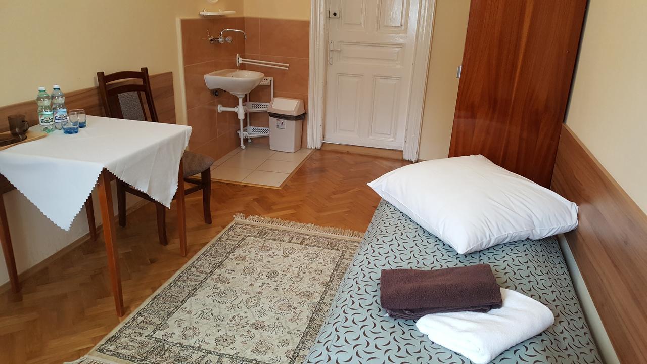 Stary Dom Zdrojowy Hotel Krynica Zdroj Ngoại thất bức ảnh