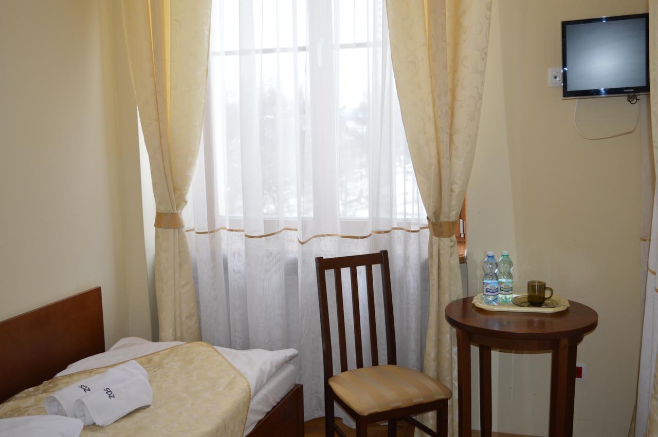 Stary Dom Zdrojowy Hotel Krynica Zdroj Ngoại thất bức ảnh